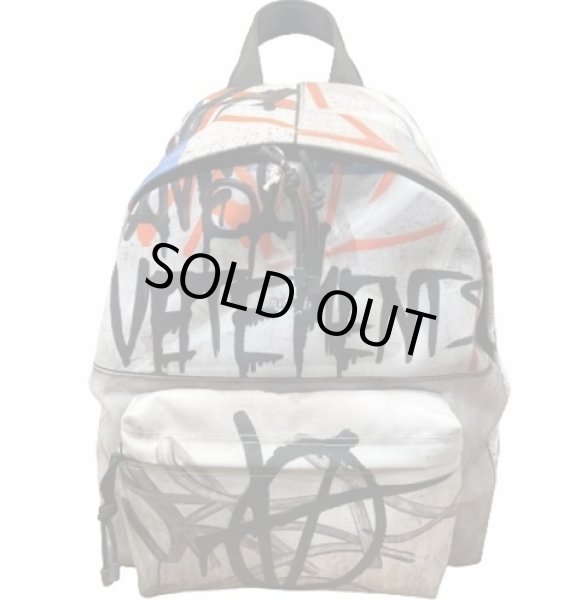 画像1: VETEMENTS ヴェトモン  GRAFFITI PRINTED BACKPACK ヴェトモン バックパック  (1)