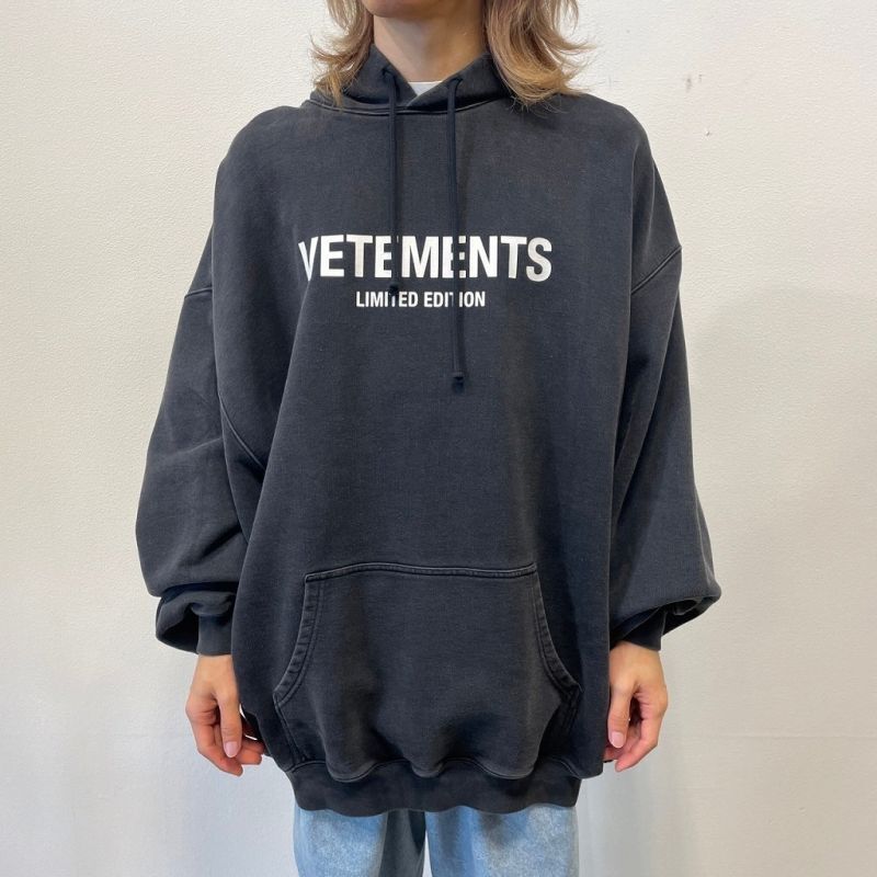 VETEMENTS （ヴェトモン） 正規取扱店公式通販 即日発送！１〜３日以内